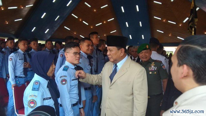 Menhan Prabowo Subianto di SMA Taruna Nusantara Magelang